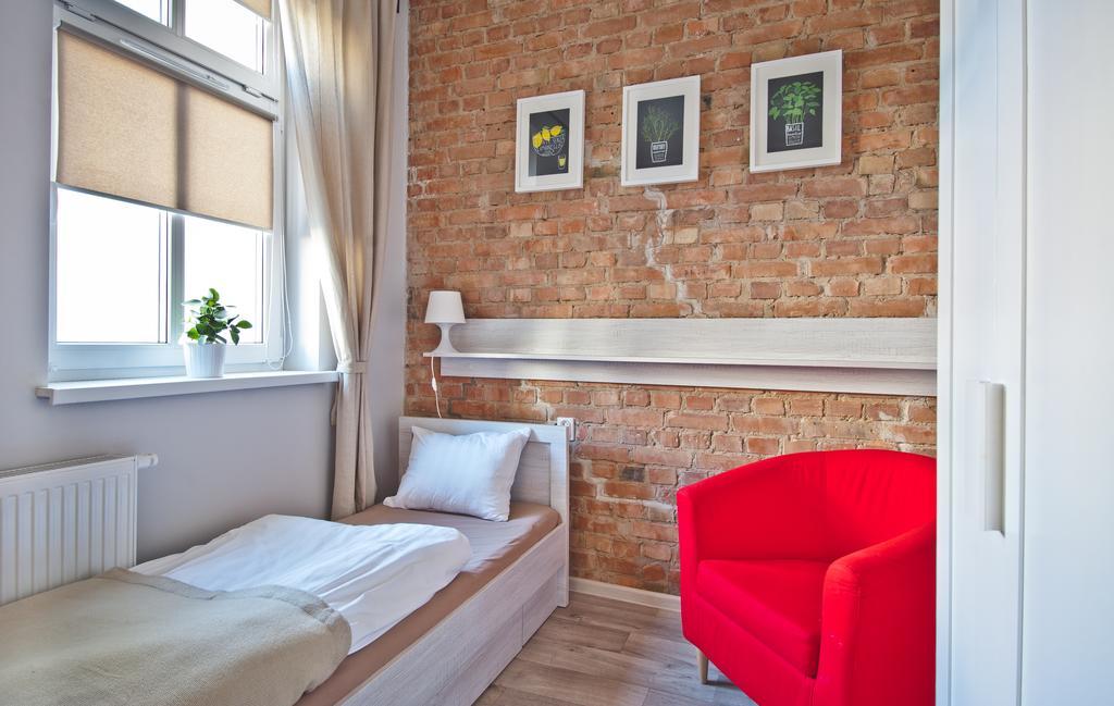 Apartamenty Leszno Exterior photo